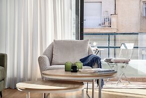 Sunny Chic in TLV Center by Sea N' Rent