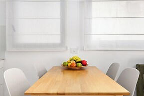 Sunny Chic in TLV Center by Sea N' Rent