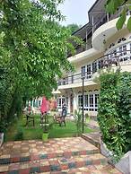 Heritage Rose Inn