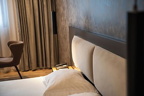 Center Boutique Hotel