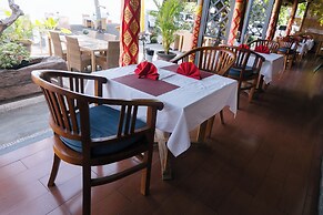 New Starlight Hotel & Resort