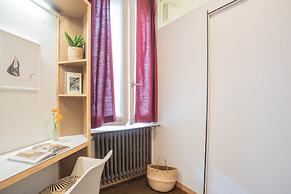 Viav by Rent All Como