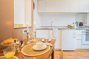 Viav by Rent All Como