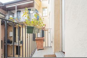 Viav by Rent All Como