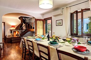 Villa Sorrentina With Panoramic Terrace