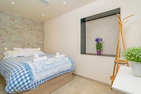 Paratge De Son Toniet