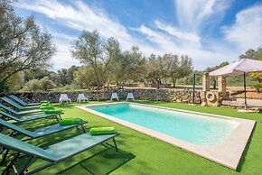 Can Pere Rapinya in Algaida