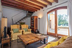 Can Pere Rapinya in Algaida