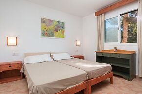 Burgit in Santa y With 2 Bedrooms and 1 Bathrooms