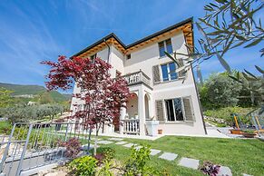 Ricomilla Holiday-finestra Sul Verde-