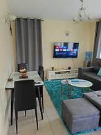 Lux Suites MacDade Apartments