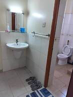 Lux Suites MacDade Apartments