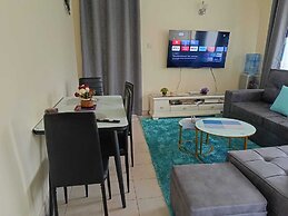 Lux Suites MacDade Apartments