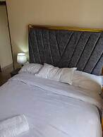 Lux Suites MacDade Apartments