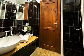 Su Entu in Palau With 1 Bedrooms and 1 Bathrooms