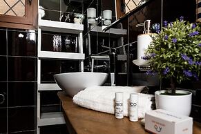 Su Entu in Palau With 1 Bedrooms and 1 Bathrooms