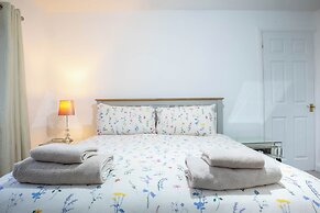 Southend Retreat King Suite