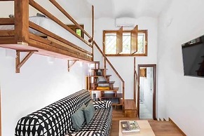 Aurelia 30- Cozy Flat