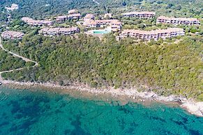 Casa Emozione With Shared Pool