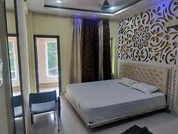 Goroomgo Basu Premium Puri