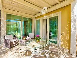 Green building - residence with swimming-pool in Cecina