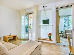 Green building - residence with swimming-pool in Cecina