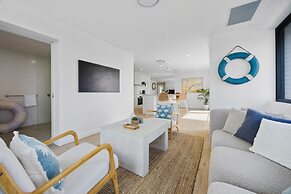 The Shores Surfers Paradise Apartments