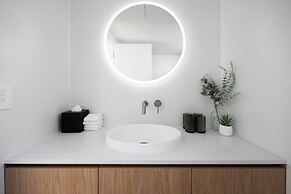 The Shores Surfers Paradise Apartments