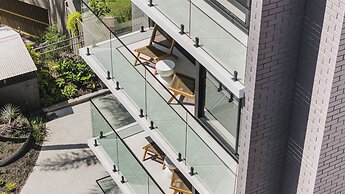 The Shores Surfers Paradise Apartments