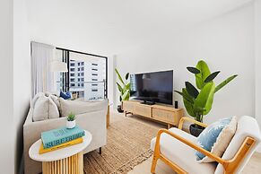 The Shores Surfers Paradise Apartments