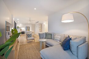 The Shores Surfers Paradise Apartments