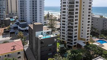 The Shores Surfers Paradise Apartments