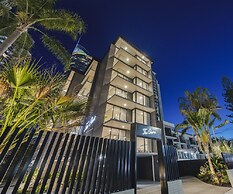 The Shores Surfers Paradise Apartments