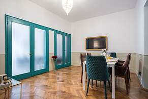 HIGHLINE DOWNTOWN Residences