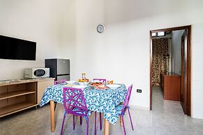 4196 Tina House & Parking by Barbarhouse