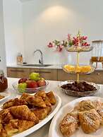 Minissy Luxury Services Apartment