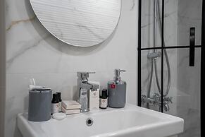 Smart and Simple Hotel Karakoy