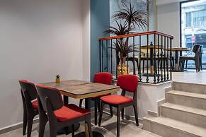 Smart and Simple Hotel Karakoy