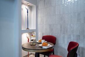 Smart and Simple Hotel Karakoy
