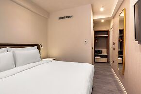 Smart and Simple Hotel Karakoy