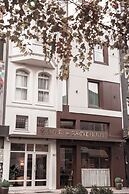 Smart and Simple Hotel Karakoy