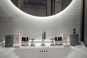 Smart and Simple Hotel Karakoy