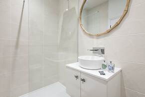 Host Stay Yule House