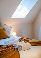 Chic Duplex Studio With High-quality Finishes in Ghent Center