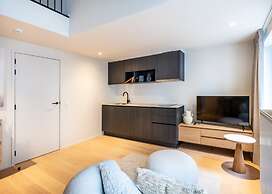 Chic Duplex Studio With High-quality Finishes in Ghent Center