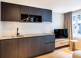 Chic Duplex Studio With High-quality Finishes in Ghent Center