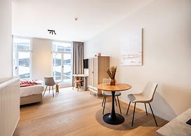 Stylishly Renovated Studio in Ghent s Lively Center