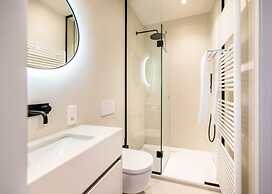 Stylishly Renovated Studio in Ghent s Lively Center