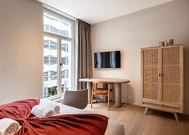 Stylishly Renovated Studio in Ghent s Lively Center