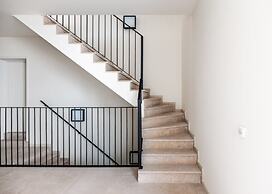 Stylishly Renovated Studio in Ghent s Lively Center